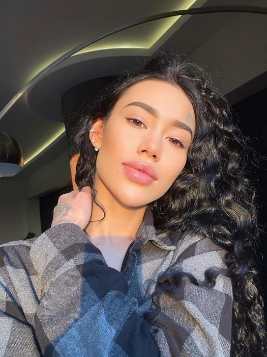 Эскорт: Как начать карьеру и зарабатывать стабильно в интимном досуге